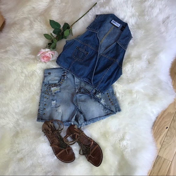 BlankNYC Distressed High Rise Studded Jean Shorts - Picture 7 of 8